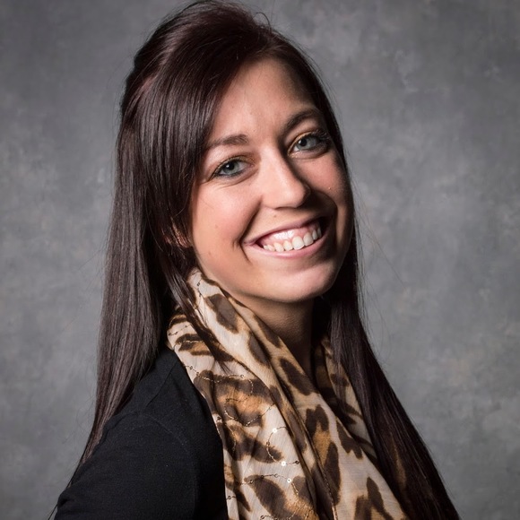 Meet your Posher, Mariah - Picture 1 of 1